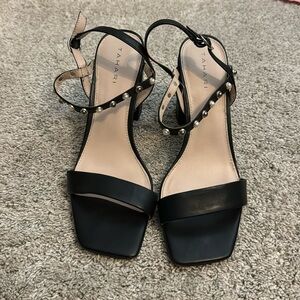 Black Tahari heels
